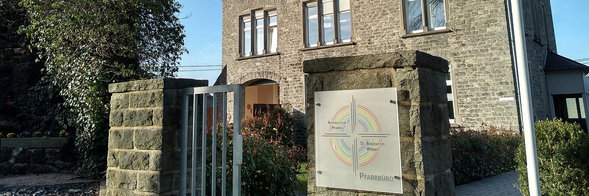 Foto des zentralen Pfarrbüros in Wirges